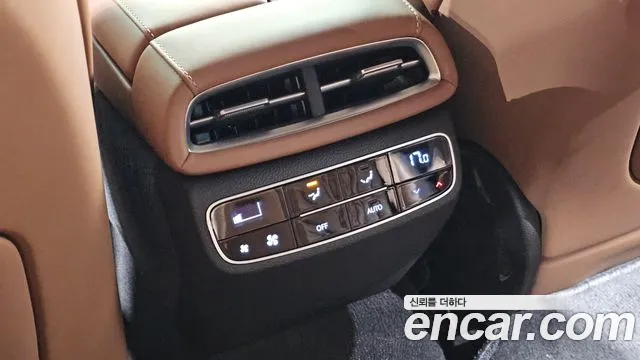 Genesis G80 Electrified G80 (RG3) — Фото автомобиля 28
