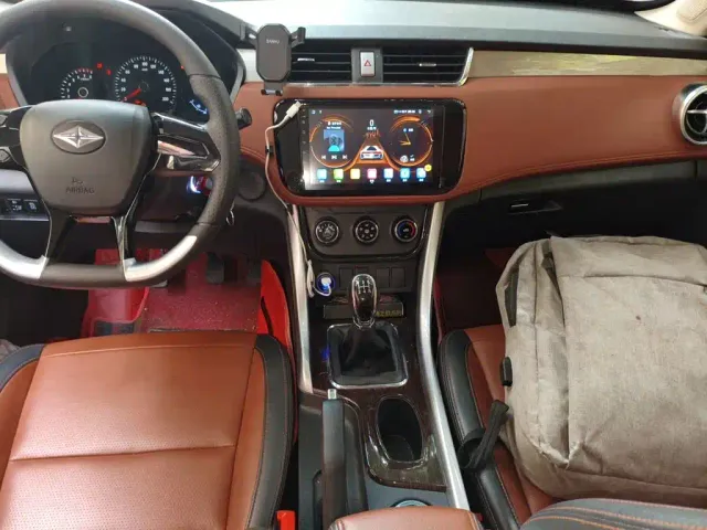 BAIC Ruixiang X3 — Фото автомобиля 14