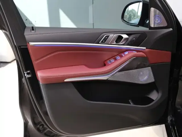 BMW X5 — Фото автомобиля 10