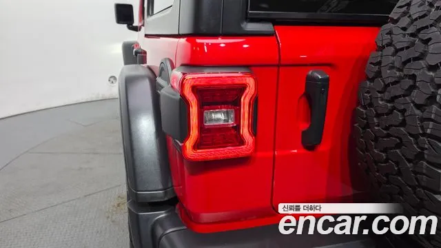 Jeep Wrangler Wrangler (JL) — Фото автомобиля 23