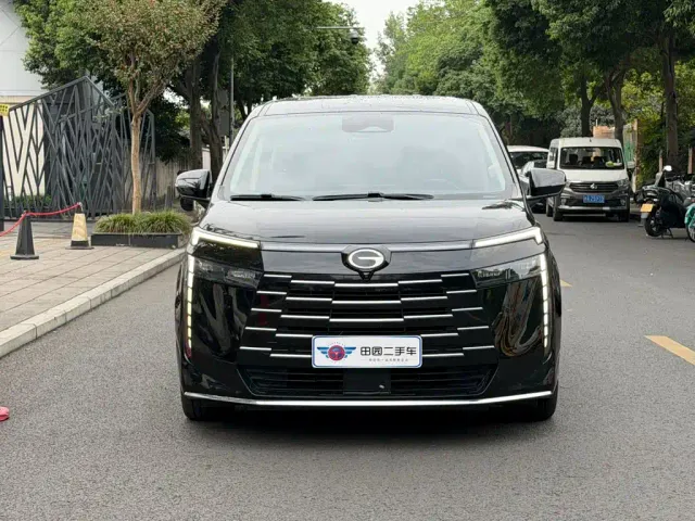 GAC Trumpchi E8 — Фото автомобиля 2