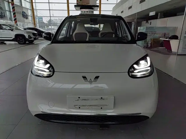 Wuling Bingo — Фото автомобиля 2