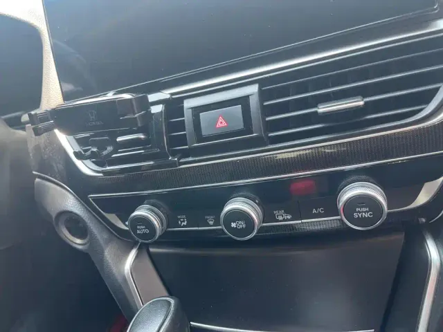 Honda Accord — Фото автомобиля 7