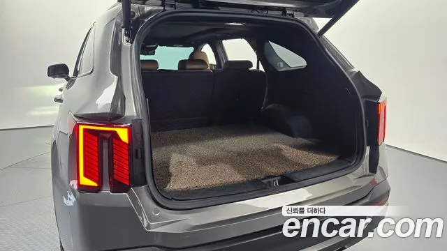 Kia Sorento Новый Sorento 4 поколение Бензин 2.5T 4WD — Фото автомобиля 28