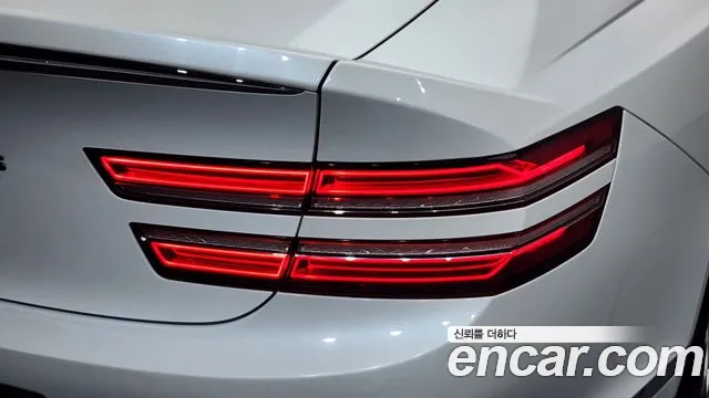 Genesis G80 Бензин 2.5 турбо 2WD — Фото автомобиля 22