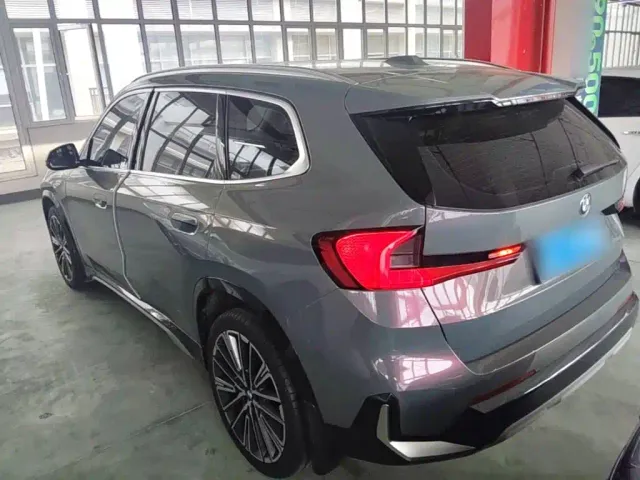 BMW X1 — Фото автомобиля 4