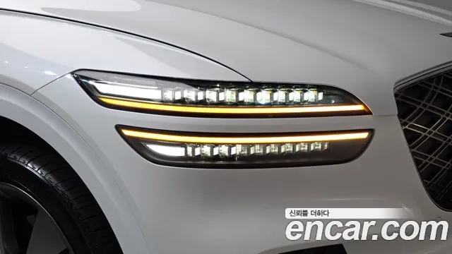 Genesis GV70 — Фото автомобиля 7
