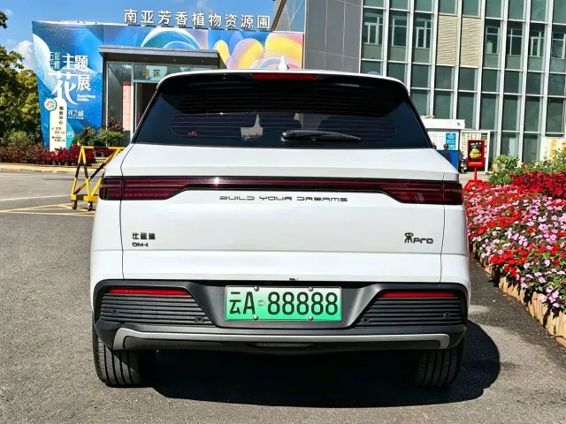 BYD Song Pro — Фото автомобиля 11