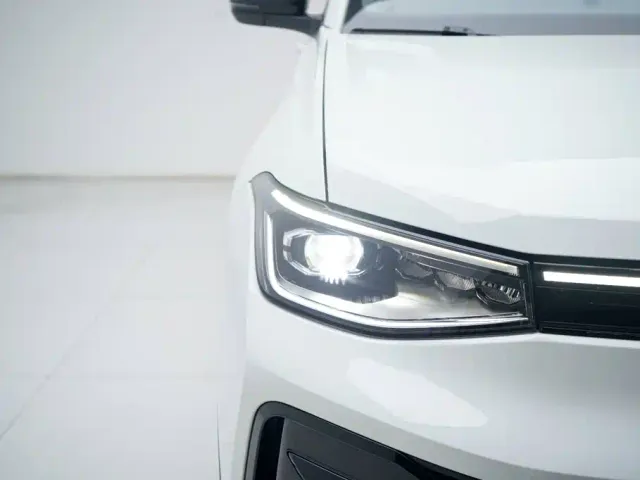 Volkswagen Tharu — Фото автомобиля 12
