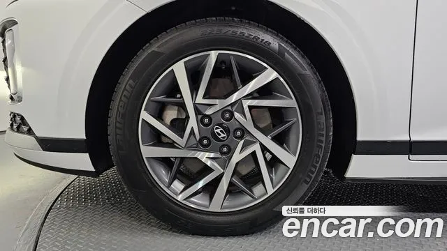 Hyundai Grandeur GN7 — Фото автомобиля 5