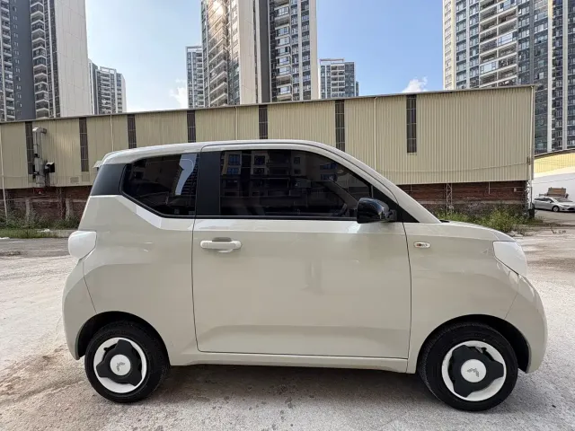 Wuling Hongguang Mini EV — Фото автомобиля 13