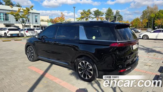 Kia Carnival 4th Gen — Фото автомобиля 4