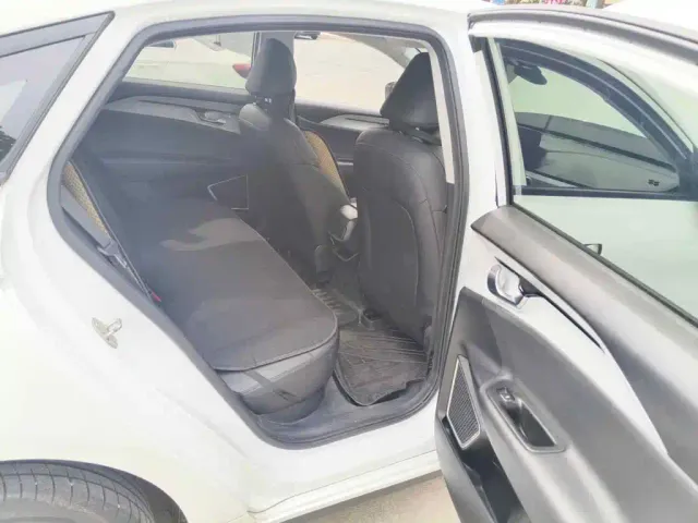 Geely Geometry A — Фото автомобиля 11