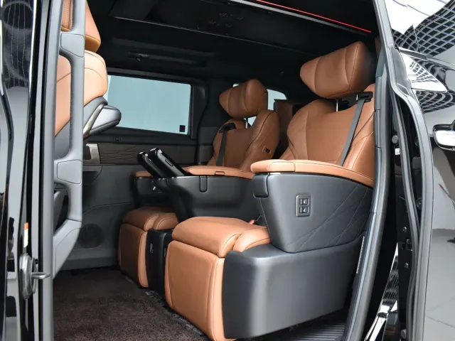 Toyota Vellfire — Фото автомобиля 19