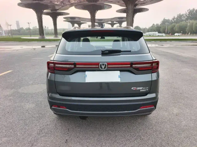 Changan CS35 Plus — Фото автомобиля 8
