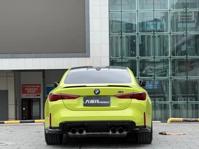 BMW M4 — Фото автомобиля 8