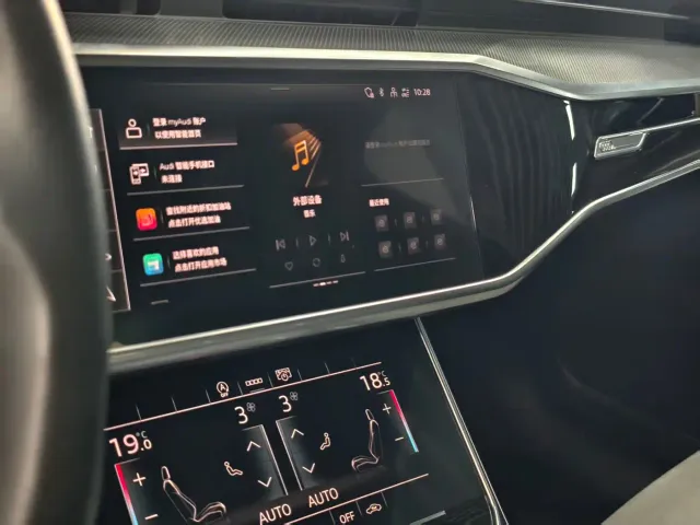 Audi A6L — Фото автомобиля 22