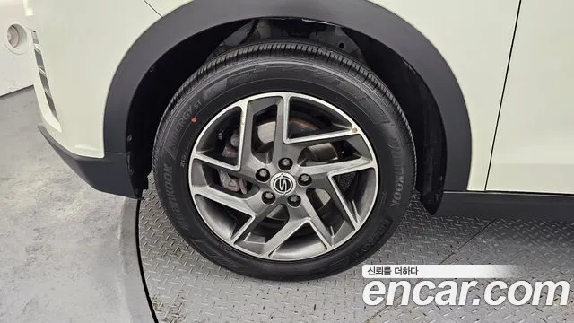 KG_Mobility_Ssangyong TIBOLI Very New Tivoli Бензин 1.5 2WD — Фото автомобиля 5
