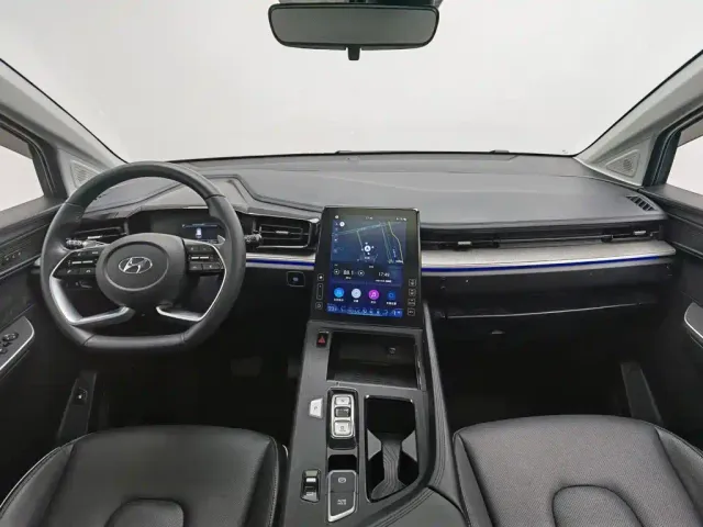 Hyundai Custo — Фото автомобиля 5