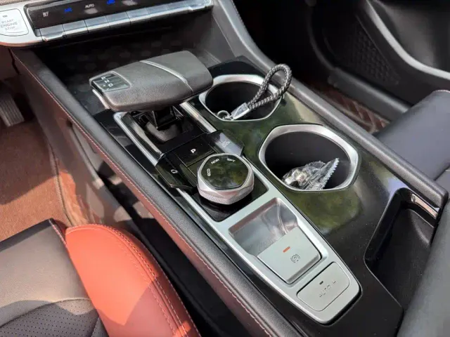 Changan Eado — Фото автомобиля 9