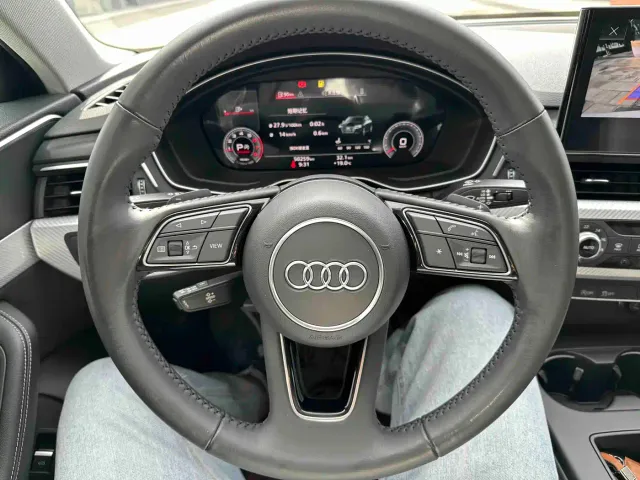 Audi A4L — Фото автомобиля 5
