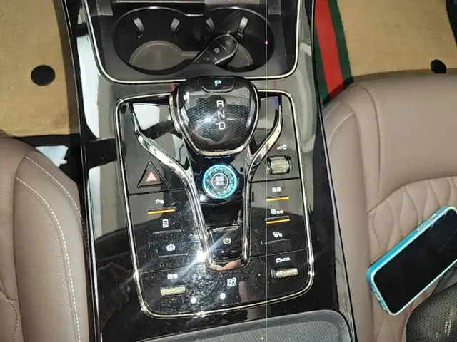BYD Han — Фото автомобиля 13