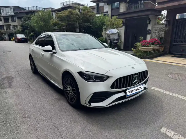 Mercedes-Benz C-Class — Фото автомобиля 3