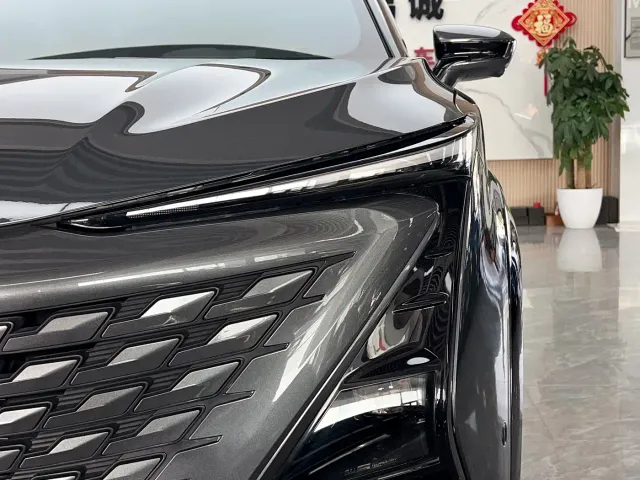 Changan UNI-T — Фото автомобиля 9