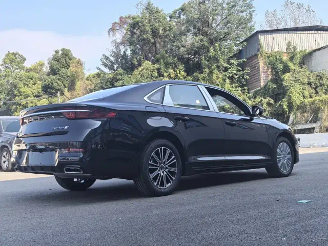 Geely Xingrui — Фото автомобиля 5
