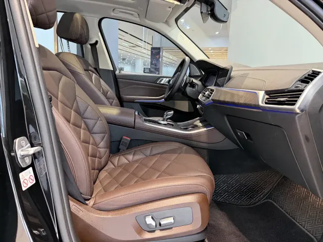 BMW X5 — Фото автомобиля 15