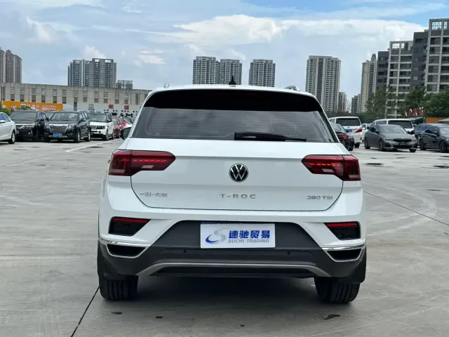 Volkswagen T-Roc — Фото автомобиля 5