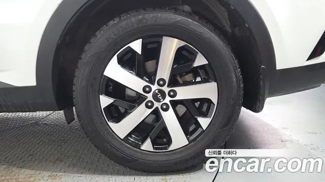 Kia Sorento Sorento 4-е поколение Бензин 2.5T 2WD — Фото автомобиля 18