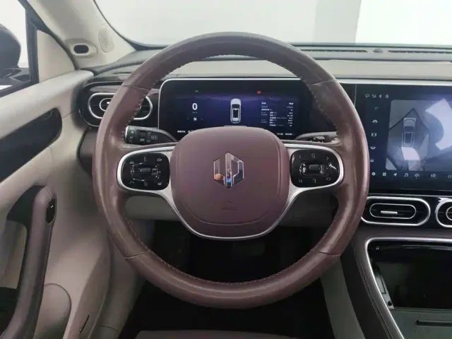 Leapmotor C11 — Фото автомобиля 15