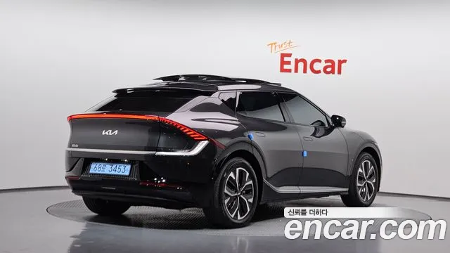 Kia EV6 — Фото автомобиля 2