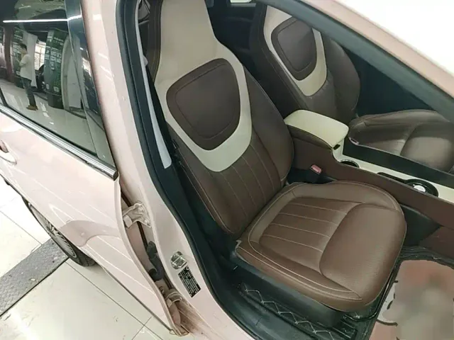 Wuling Bingo — Фото автомобиля 24