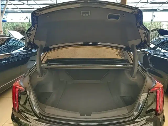 Cadillac CT5 — Фото автомобиля 18
