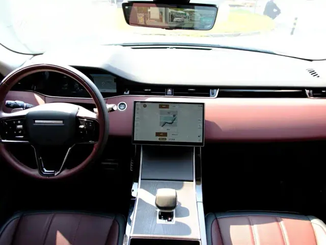 Land Rover Range Rover Evoque — Фото автомобиля 11