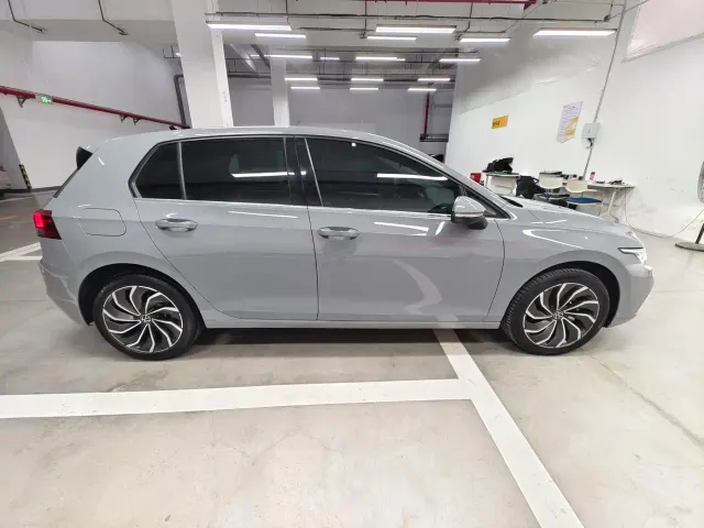 Volkswagen Golf — Фото автомобиля 5