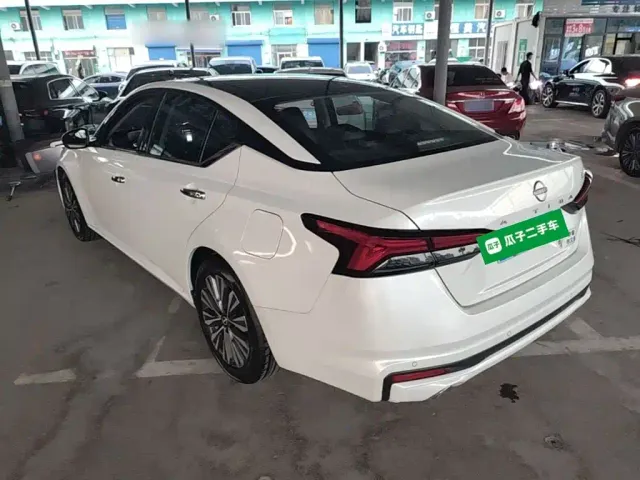 Nissan Teana — Фото автомобиля 22
