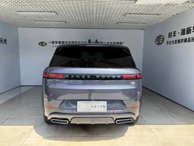 Land Rover Range Rover Sport — Фото автомобиля 5