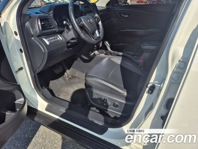 KG_Mobility_Ssangyong TIBOLI Very New Tivoli Бензин 1.5 2WD — Фото автомобиля 11
