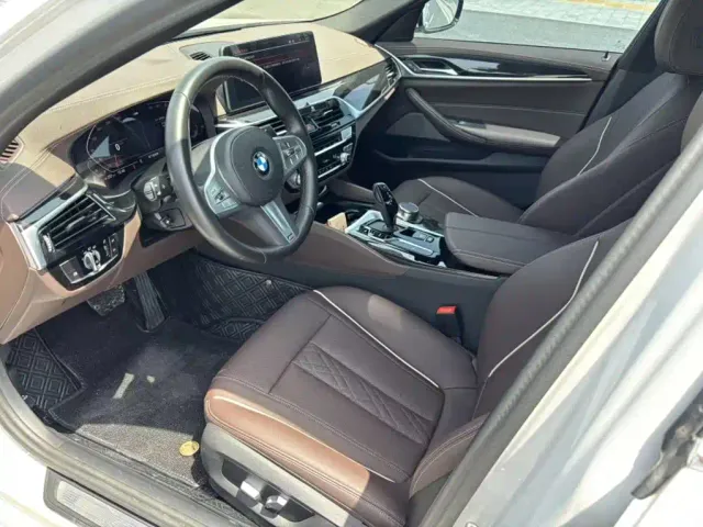 BMW 5 Series — Фото автомобиля 8