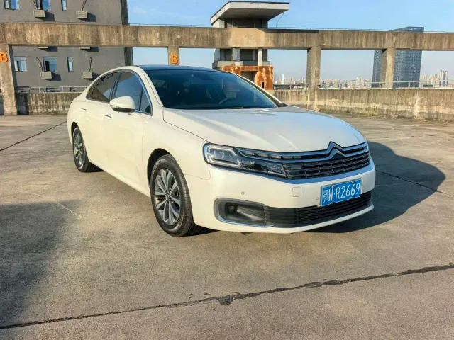 Citroen C6 — Фото автомобиля 3