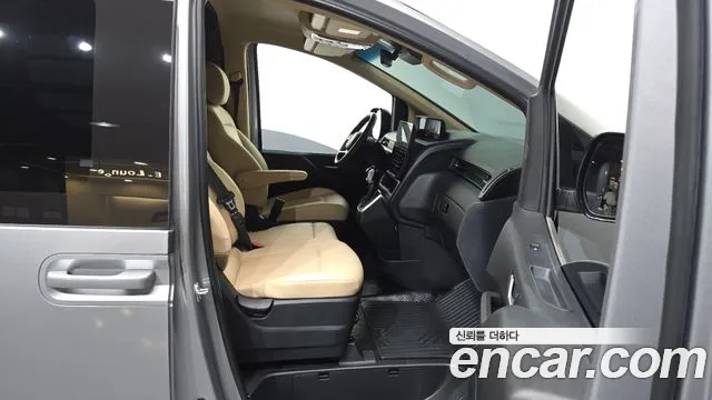 Hyundai Staria — Фото автомобиля 17