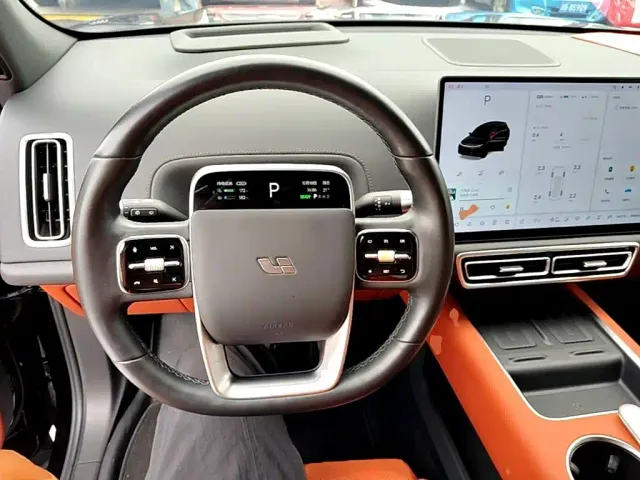 Li Auto L7 — Фото автомобиля 10