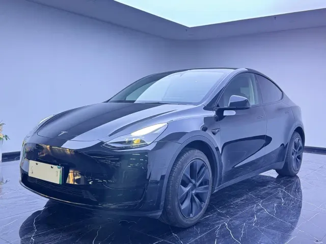 Фотография автомобиля — Tesla Model Y