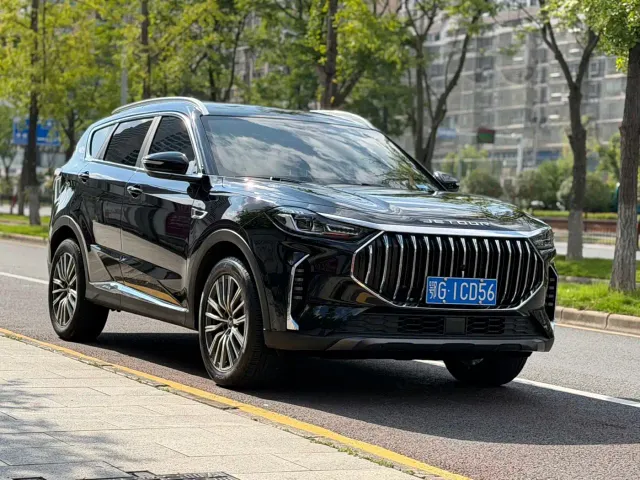 Jetour X70 Plus — Фото автомобиля 3