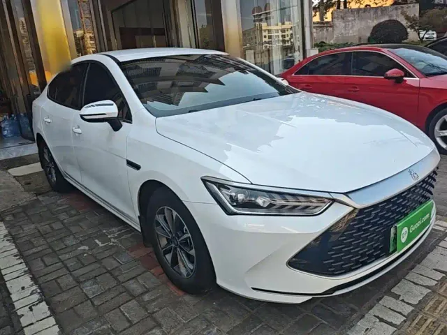 BYD Qin PLUS — Фото автомобиля 3