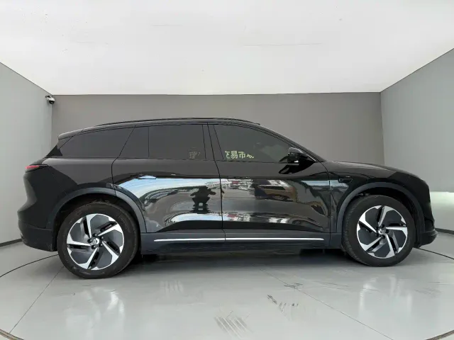 Nio ES6 — Фото автомобиля 5