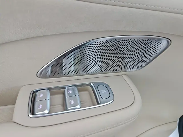 Shangjie SUV — Фото автомобиля 15